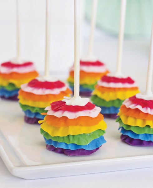 rainbow-ruffle-cake-pops
